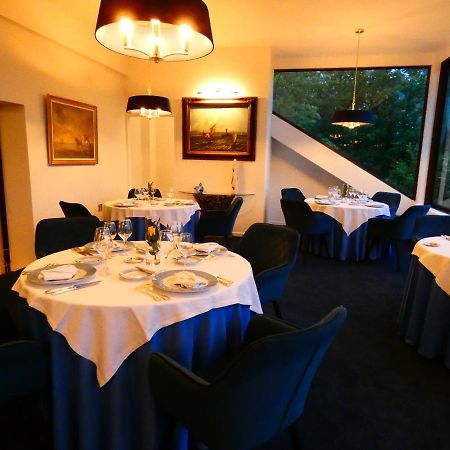 Bruniquel Hostellerie Restaurant Les Gorges De L'Aveyron מראה חיצוני תמונה